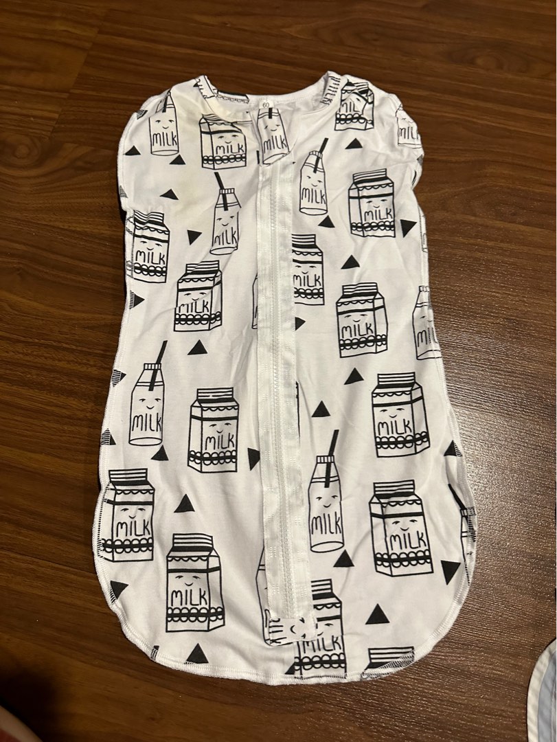 Zipper Swaddle, Babies & Kids, Babies & Kids Fashion on Carousell
