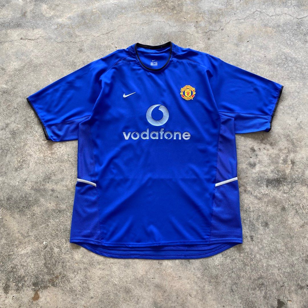 2002/2003 Manchester United Nike Jersey, Men's Fashion, Activewear
