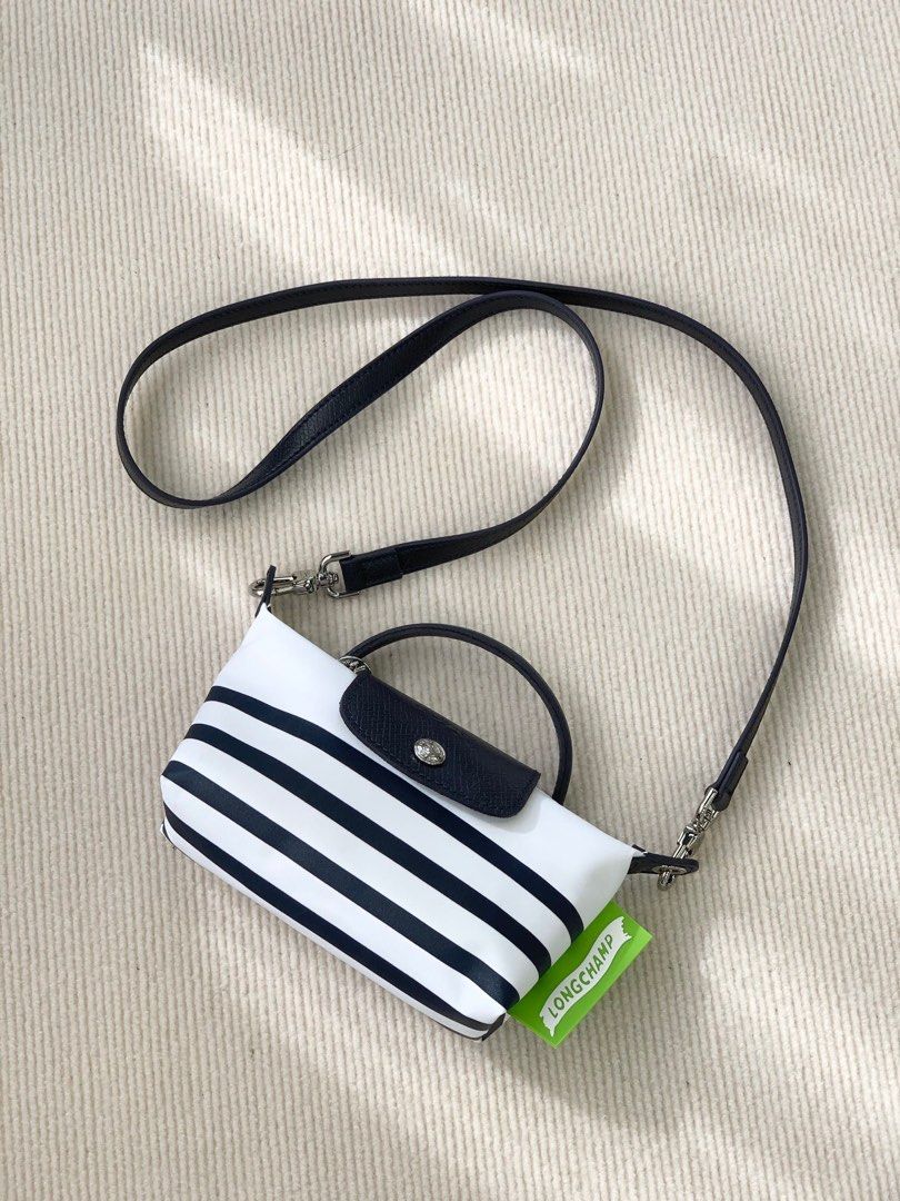 Le Pliage Filet Bag xs, Women's Fashion, Bags & Wallets, Cross-body Bags on  Carousell