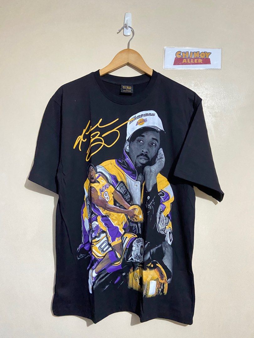 Kobe Bryant World Champion Vintage T-Shirt - REVER LAVIE