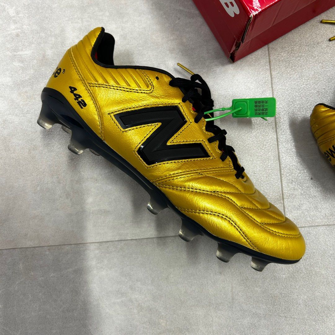 New balance soccer cleats mens gold deals