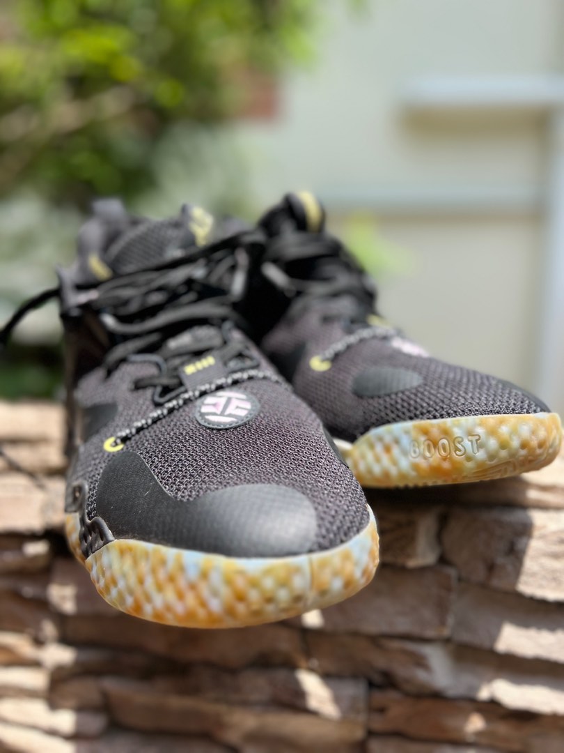 Adidas Harden Vol. 6 US10.5 UK11