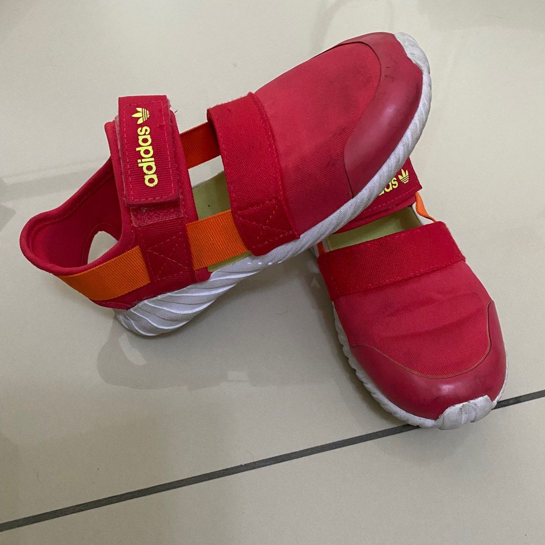 Adidas kids hot sale shoes canada