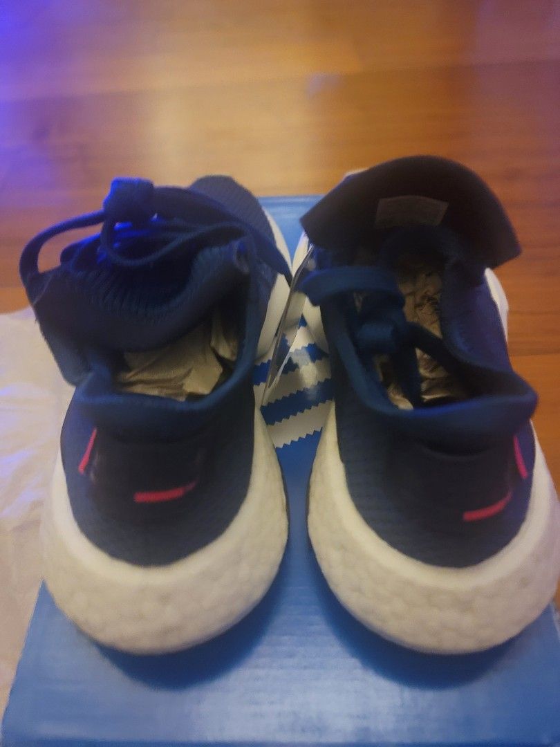 Adidas cg699 top