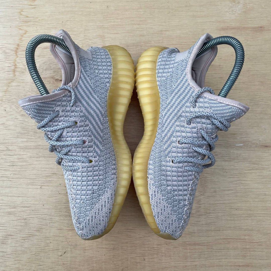 Peach yeezy boost clearance 35