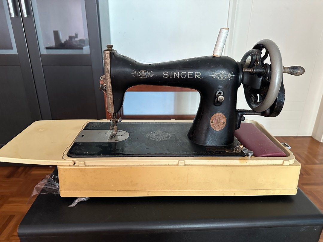Antique Stinger Sewing Machine, TV & Home Appliances, Other Home