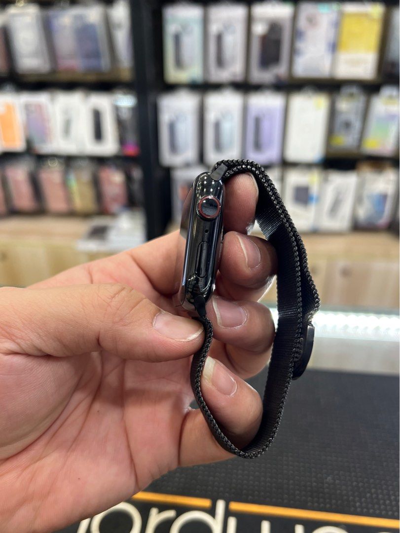 Apple watch series 5 best sale 44mm stainless steel used