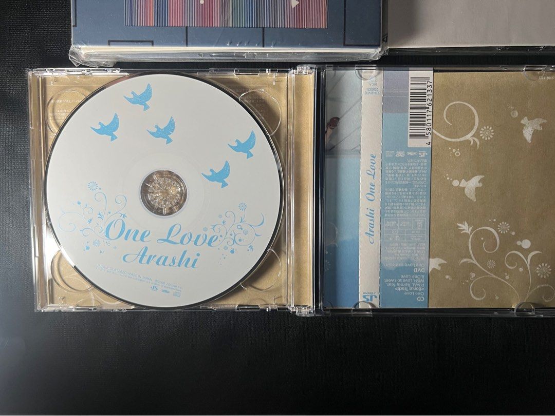 Arashi CD + DVD 5隻, 興趣及遊戲, 音樂、樂器& 配件, 音樂與媒體- CD