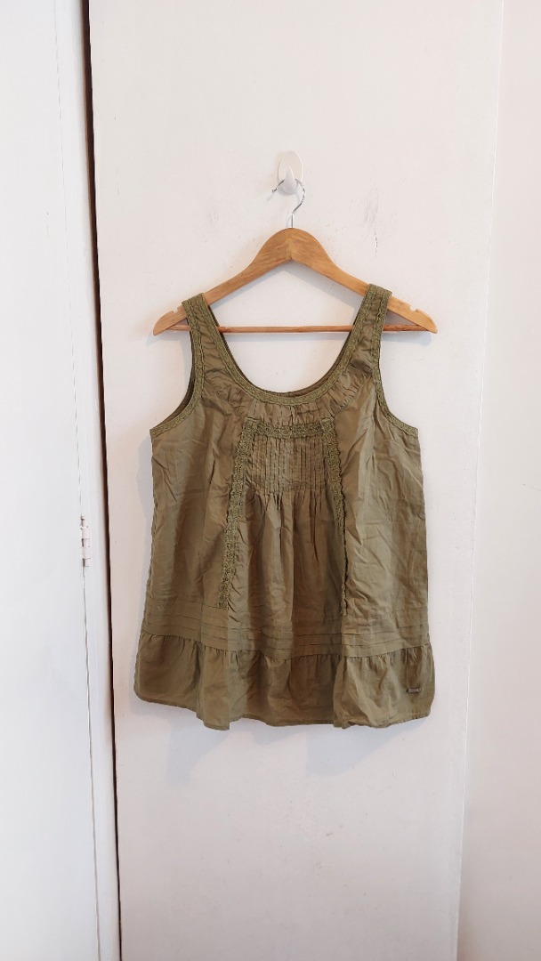 Army Green Sleeveless Dainty Blouse, Women's Fashion, Tops, Sleeveless on Carousell