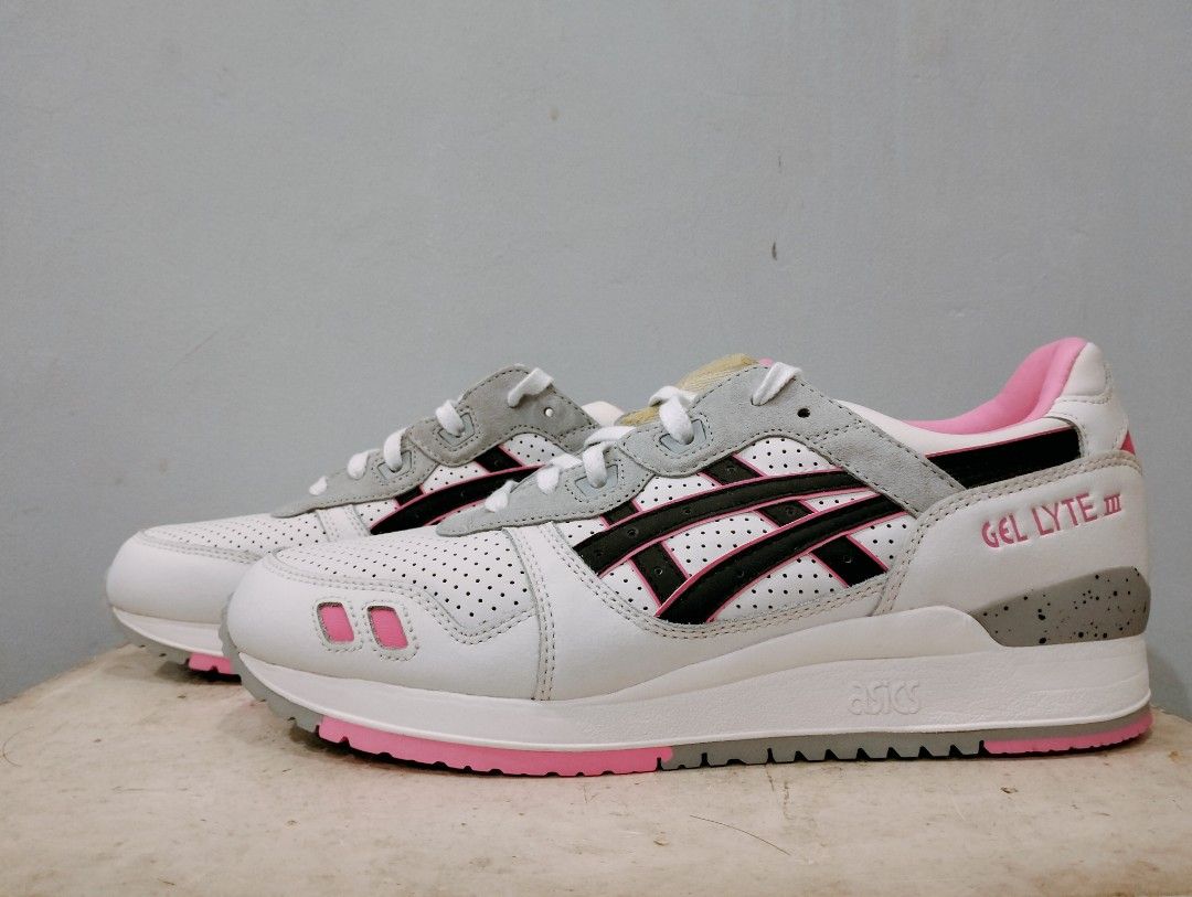 Asics gel lyte iii white black pink deals