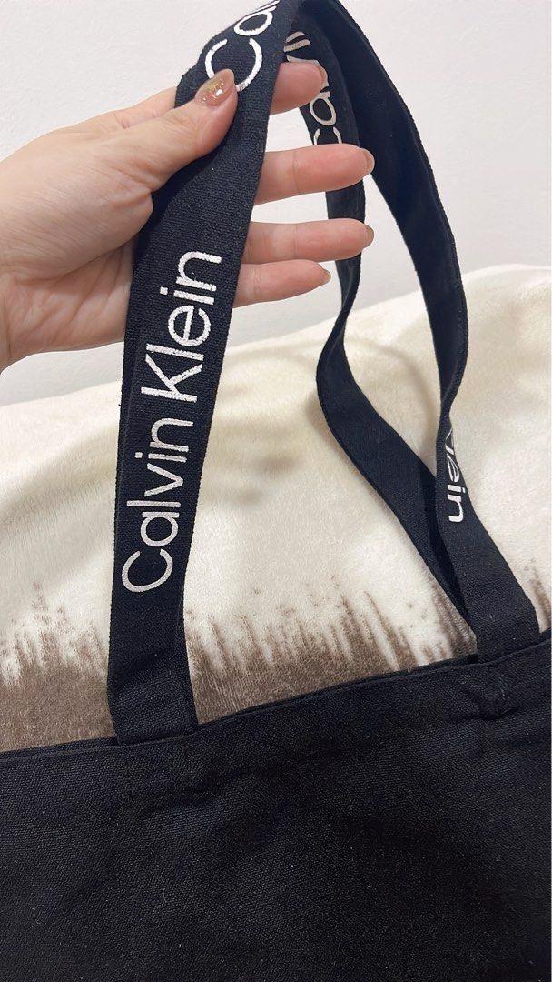 Calvin klein on sale canvas tote bag