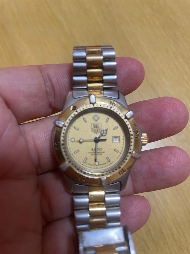 Broken Authentic vintage TAG HEUER watch