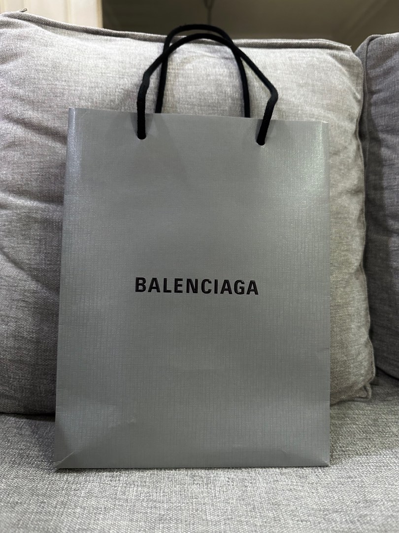 paper bag balenciaga
