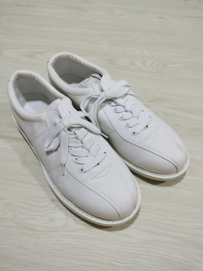 White bowling shoes hotsell