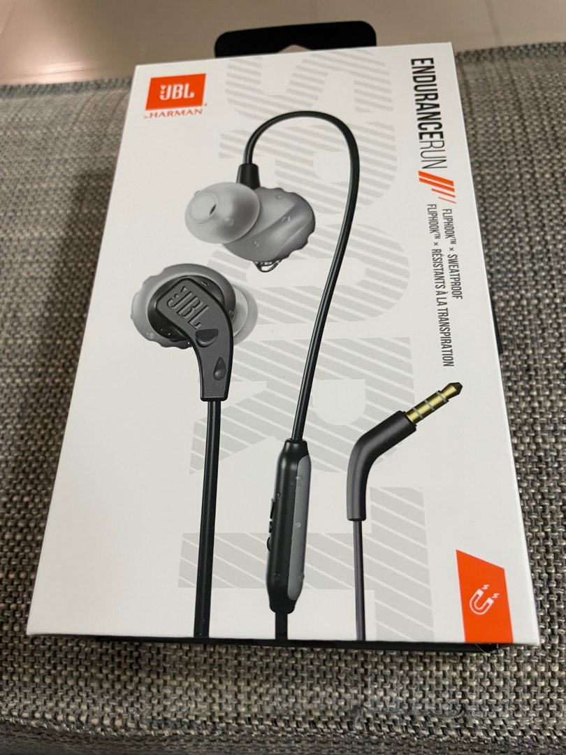 BN JBL never hurt never fall out ear piece, Audio, Earphones on Carousell