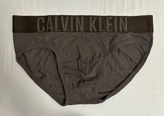 CK,內褲，CALVIN KLEI,藏青三角內褲（L)