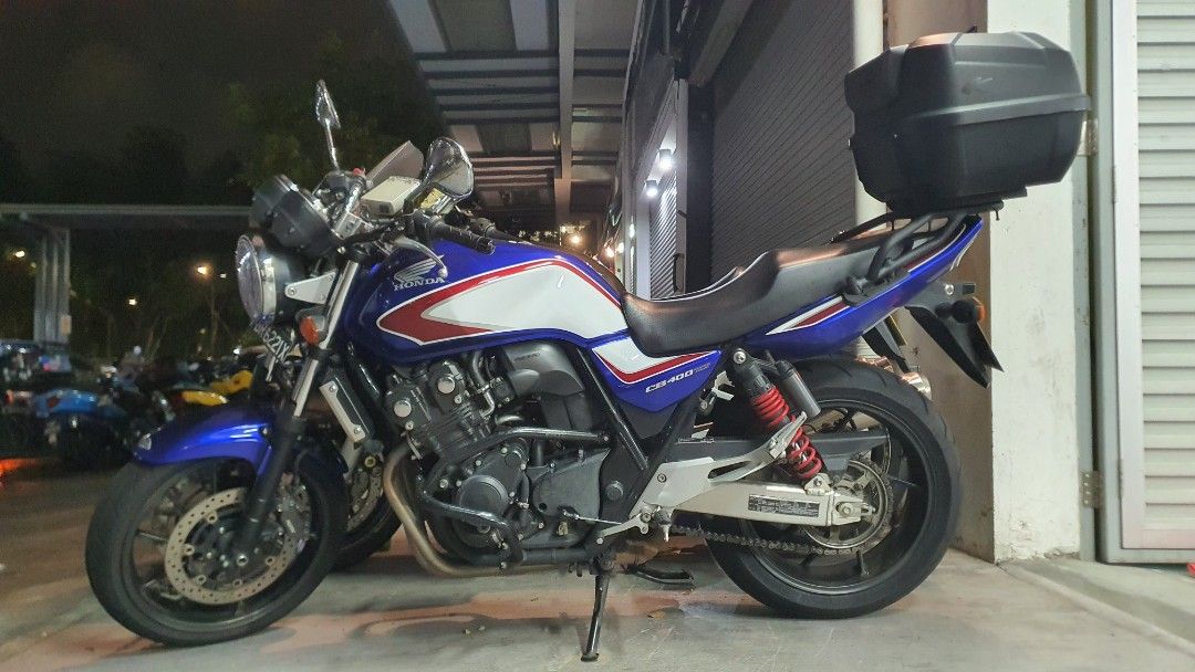 CB400SF FOR SALE ORIGINAL REG SEP2020 MILEAGE 30998KM FREE TPFT