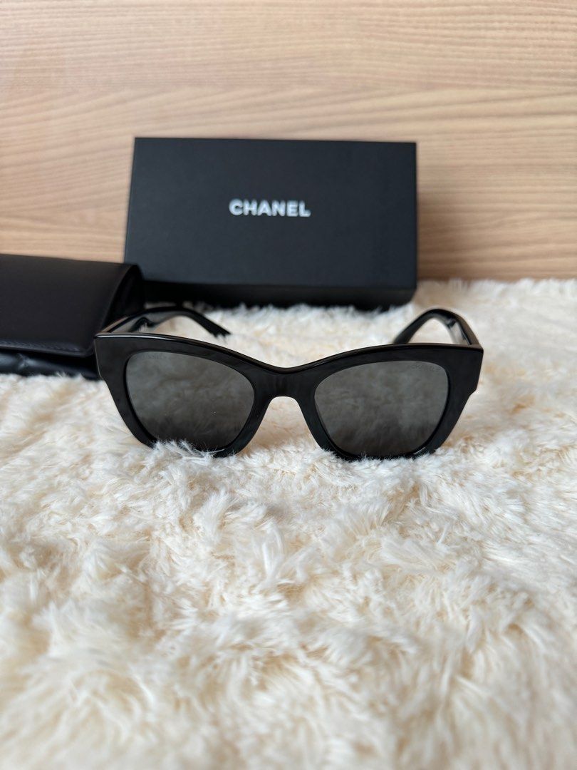 Chanel Black Square Sunglasses Heart CC Logo