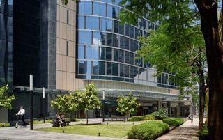 Commercial Space for lease in World Plaza, BGC