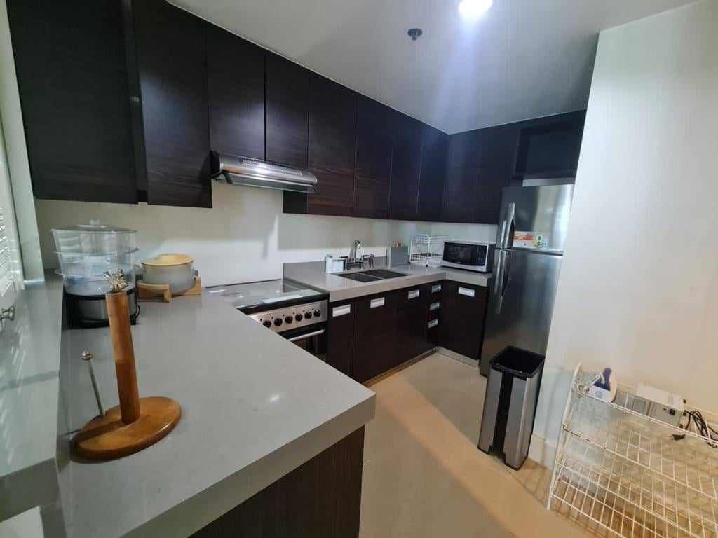 CONDOMINIUM UNIT for SALE Edades Tower and Garden Villas Rockwell ...