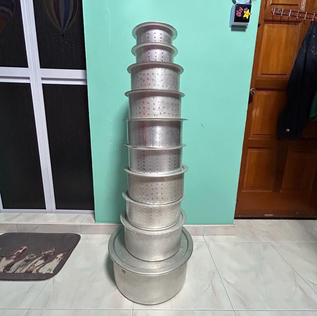 Cooking aluminium pots, Furniture & Home Living, Kitchenware