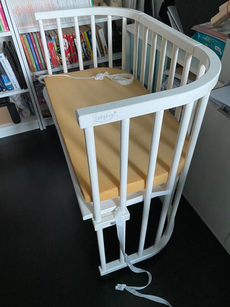 Co-sleeper Baby bay, Babies & Kids, Baby Nursery & Kids Furniture, Cots ...