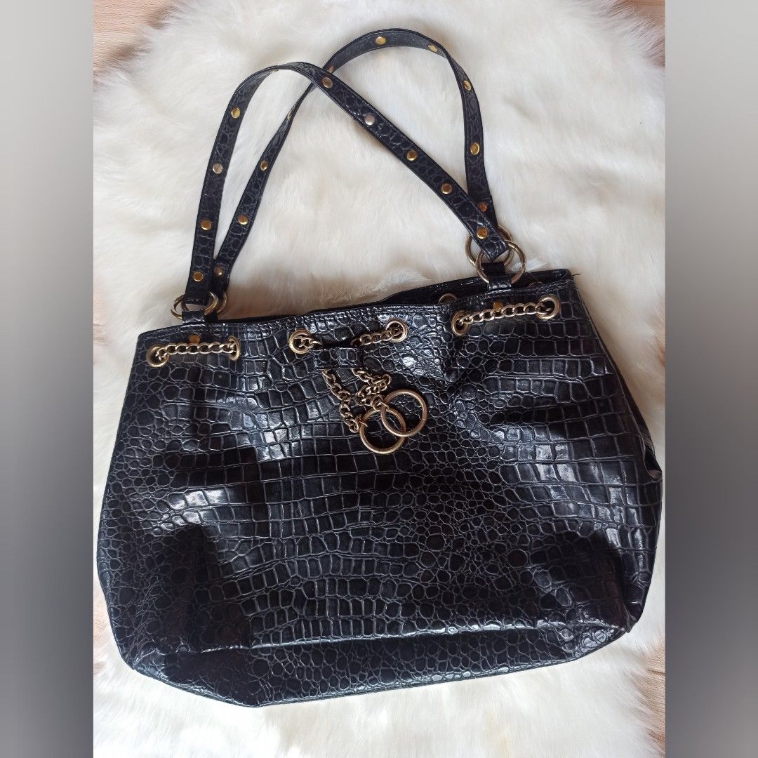 Crocodile Ladies Bag, Women's Fashion, Bags & Wallets, Shoulder Bags on  Carousell