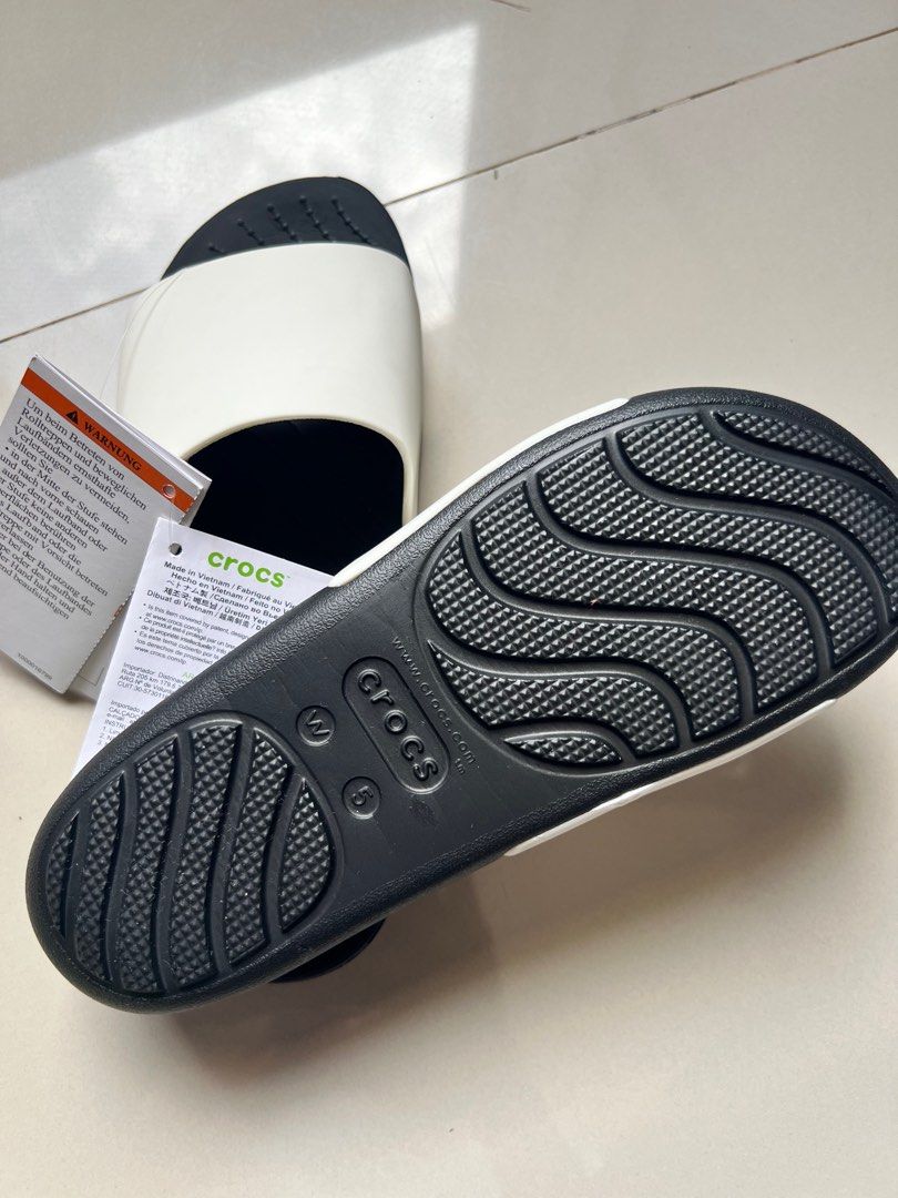 Lazada crocs sales