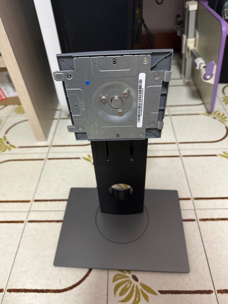 Dell monitor stand Can rotate and tilt and height adjust U2417H