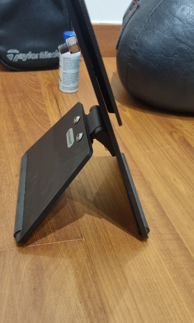 Ergomart Limbo monitor stand, Computers & Tech, Parts & Accessories