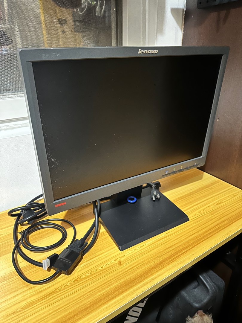 Extended Monitor with VGA , Computers & Tech, Parts & Accessories, Monitor Screens on Carousell