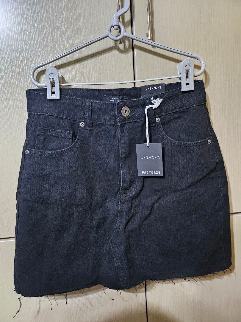 Black denim skirt factorie online