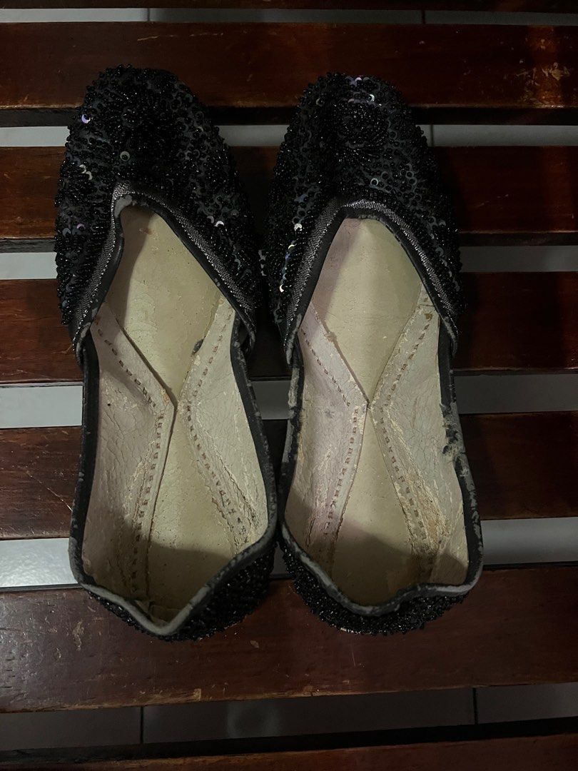 Flat shoes (Category: Flats & Sandals) located in Manila. Submitted by cloudswimmer (Listing ID 1259192415, Image 2). Description: Black beaded indian inspired shoes .