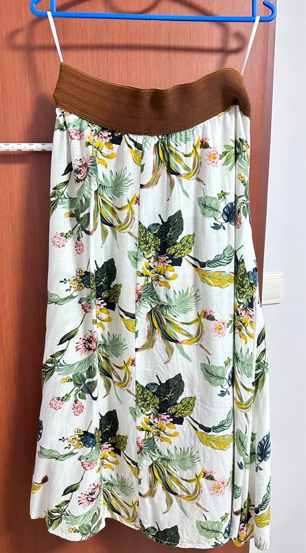 Floral skirt size 16 sales