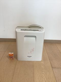 （分類：）位於 。 由 beachtime234 提交（商品編號 1259147576，圖片 1）。簡介： 。