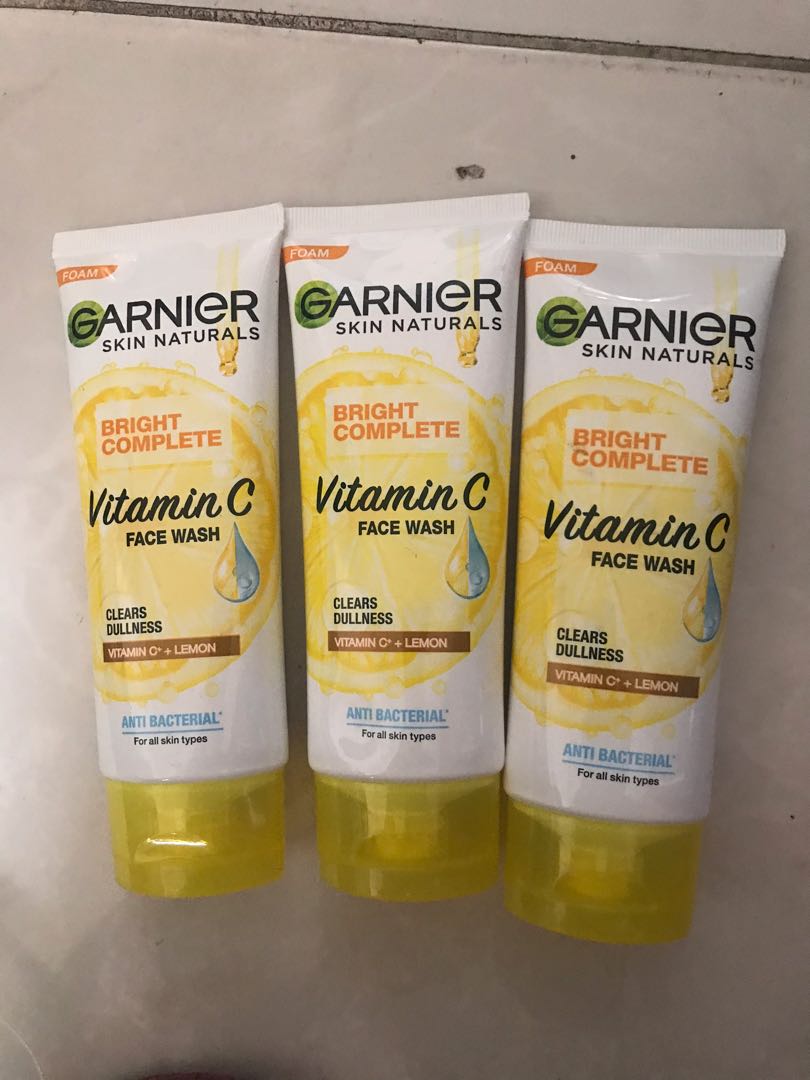 Garnier face wash 100 ml, Kesehatan & Kecantikan, Kulit, Sabun & Tubuh