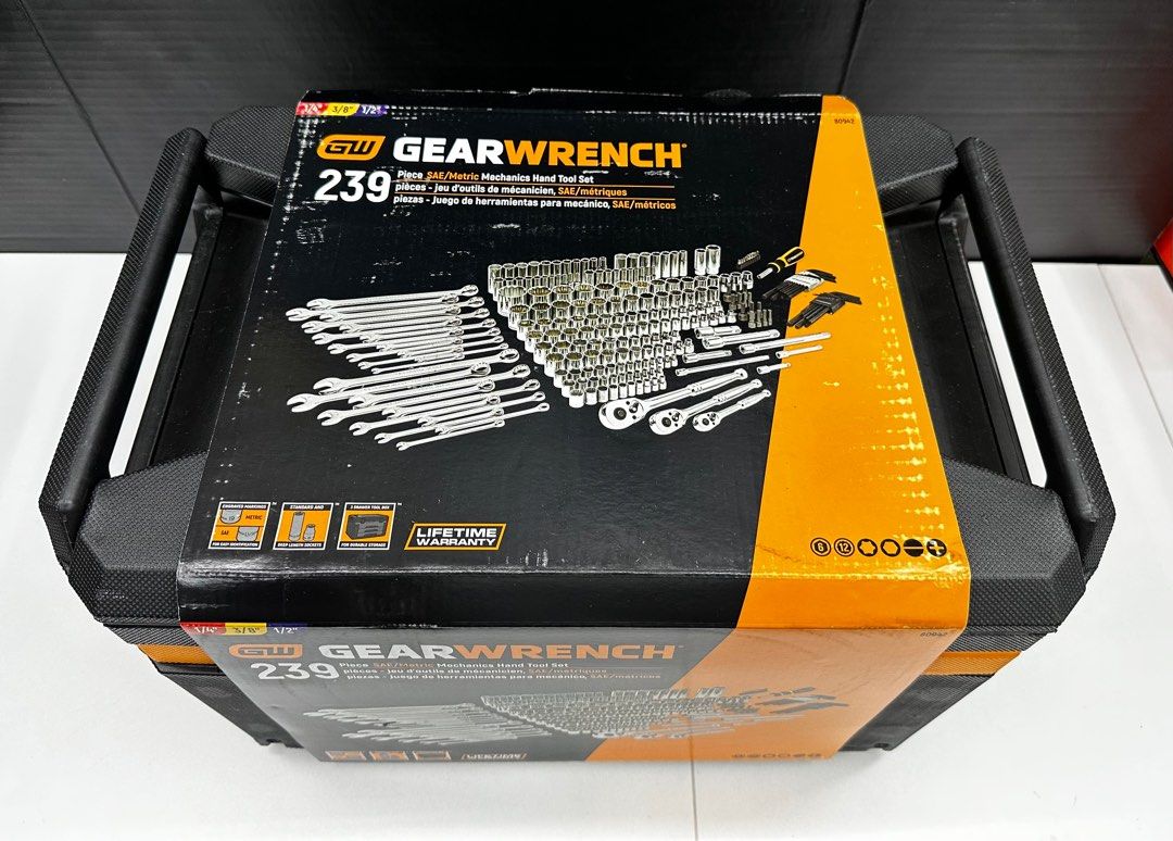 GearWrench 239piece SAE/Metric Standard & Deep Mechanics Tool Set