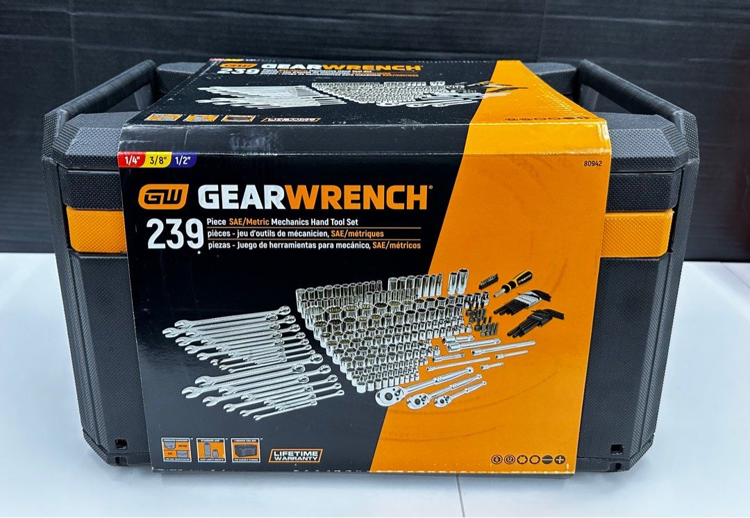 GearWrench 239piece SAE/Metric Standard & Deep Mechanics Tool Set