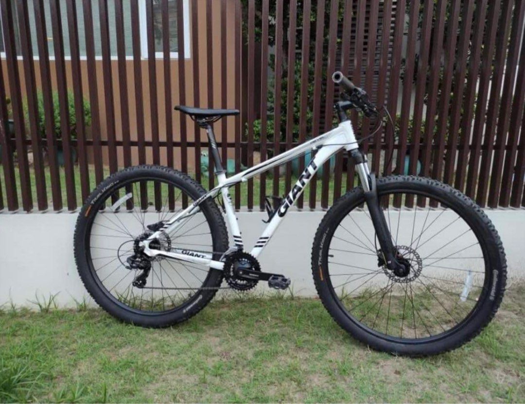 Giant XTC Seven 26er (Category: Bicycles) located in Manila. Submitted by outofcloset2023 (Listing ID 1259093371, Image 3). Description: Ginat XTC seven 26er Price still neg Rfs: barley used.