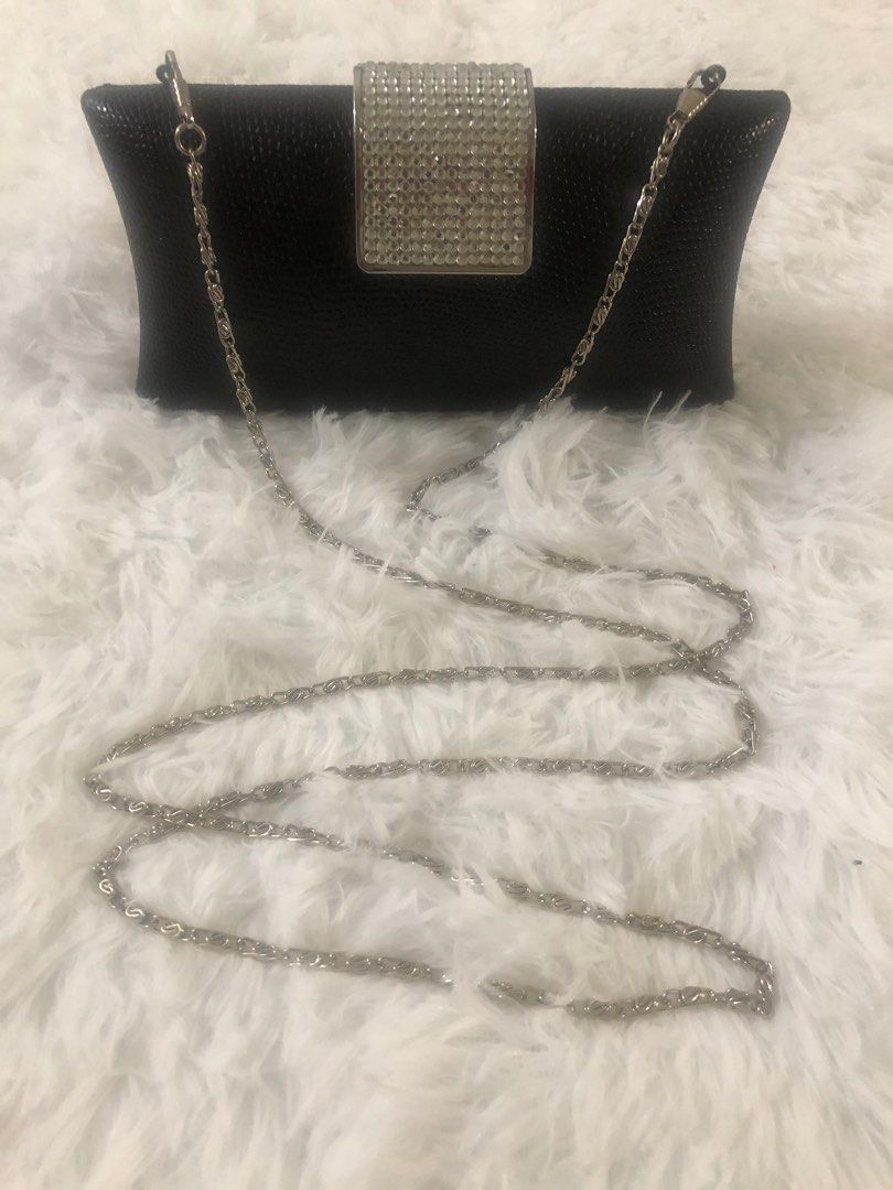 Gorgeous clutch bag with chain Women s Fashion Bags Wallets