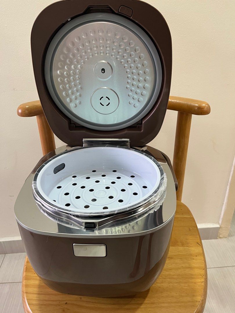 grunn digital rice cooker brand new, TV & Home Appliances, Kitchen