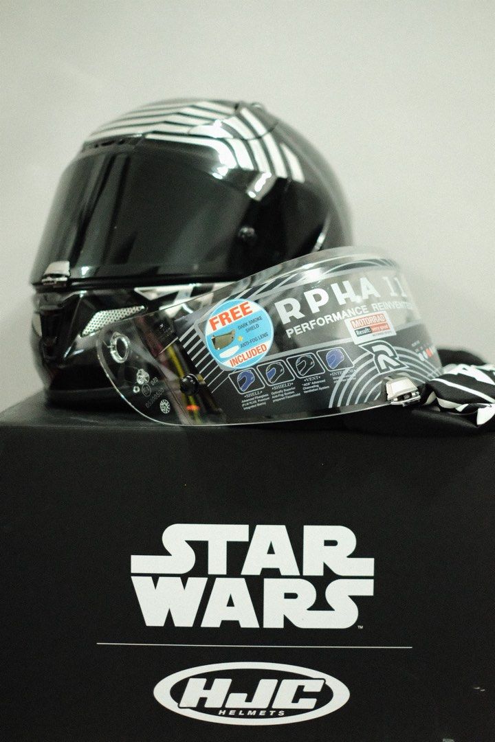 HJC RPHA 11 X STAR WARS KYLO REN Sports Equipment Other Sports