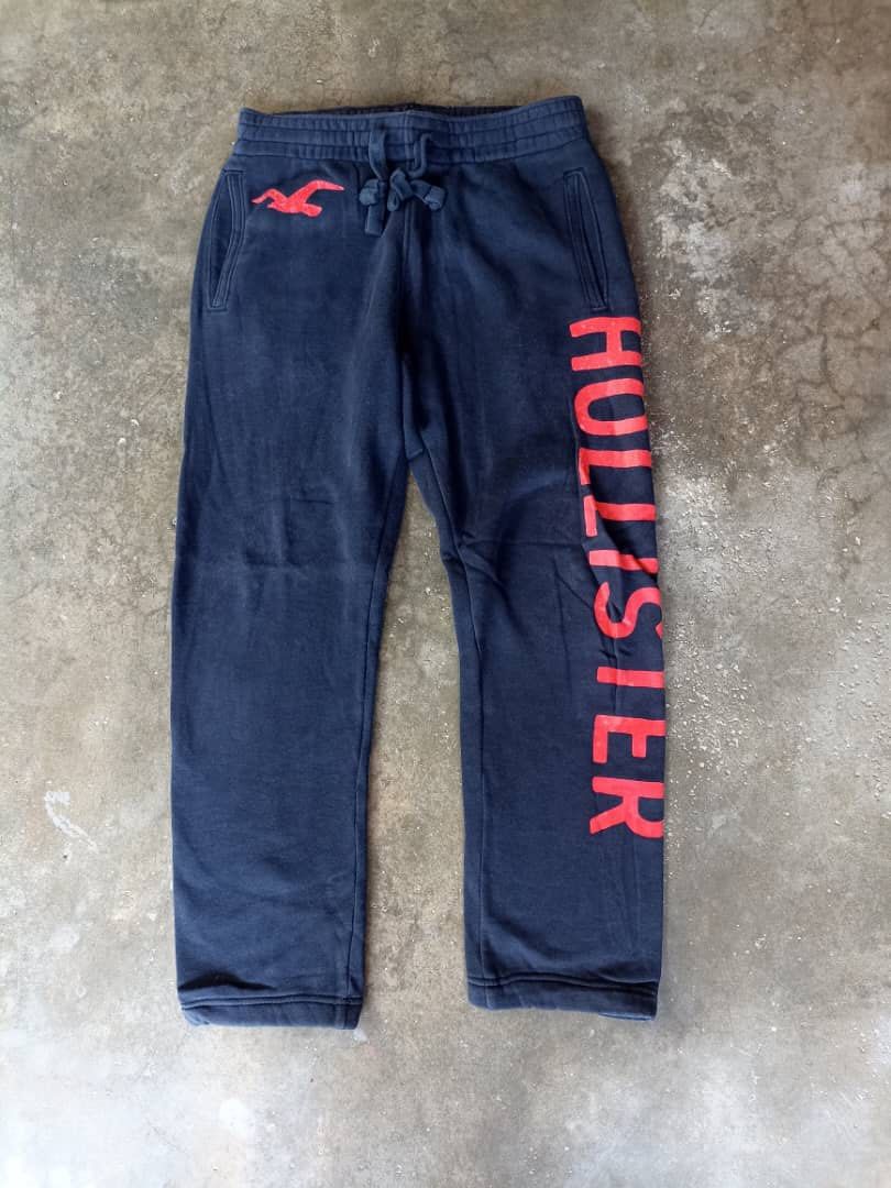 Hollister Joggers Pants, Men's Fashion, Bottoms, Joggers on Carousell
