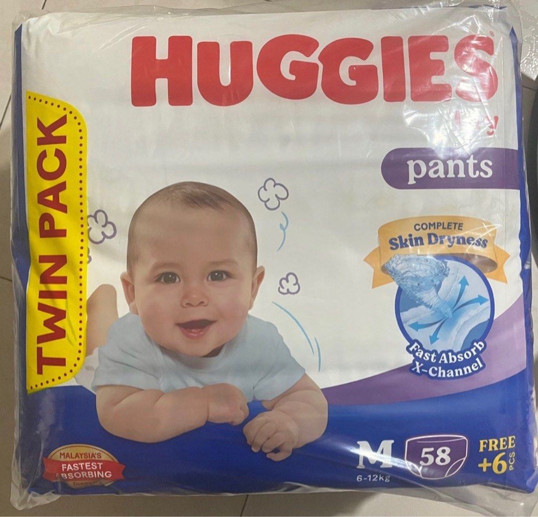 Huggies diapers X2, Babies & Kids, Bathing & Changing, Diapers & Baby
