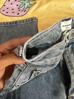 (Category: ) located in . Submitted by ccchenie (Listing ID 1259135896, Image 1). Description: .