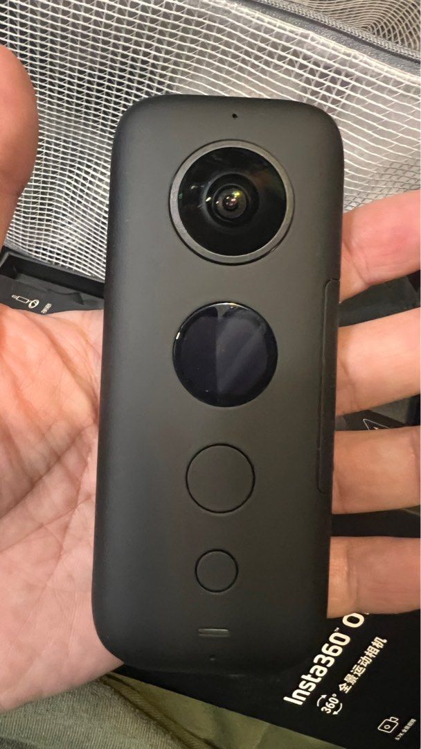 Insta360 one x相機（3電，潛水殼，枱座）, 攝影器材, 相機- Carousell