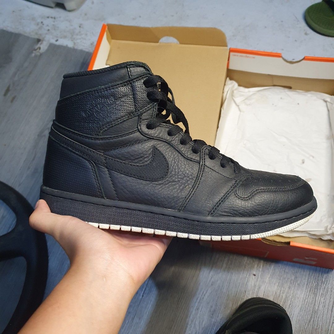 Jordan 1 triple outlet black high