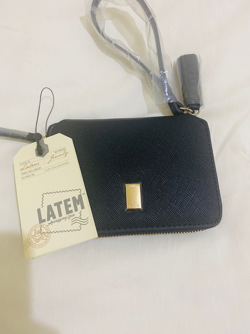 Korean brand wallet, Women's Fashion, Bags & Wallets, Wallets & Card