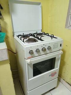 LaGermania 3 Burner Gas Range, LPG Tank