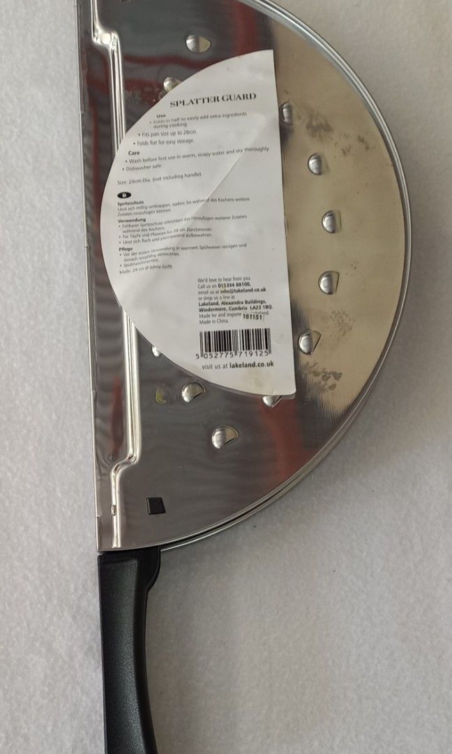 LAKELAND Splatter Guard, Furniture & Home Living, Kitchenware